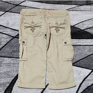 ROCK REVIVAL EMBROIDERED FLEUR-DE-LIS RIBBED KHAKI CARGO CAPRI